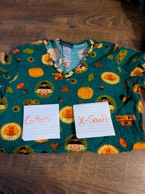 Cherokee Green Pumpkin & Harvest Print Scrub Top